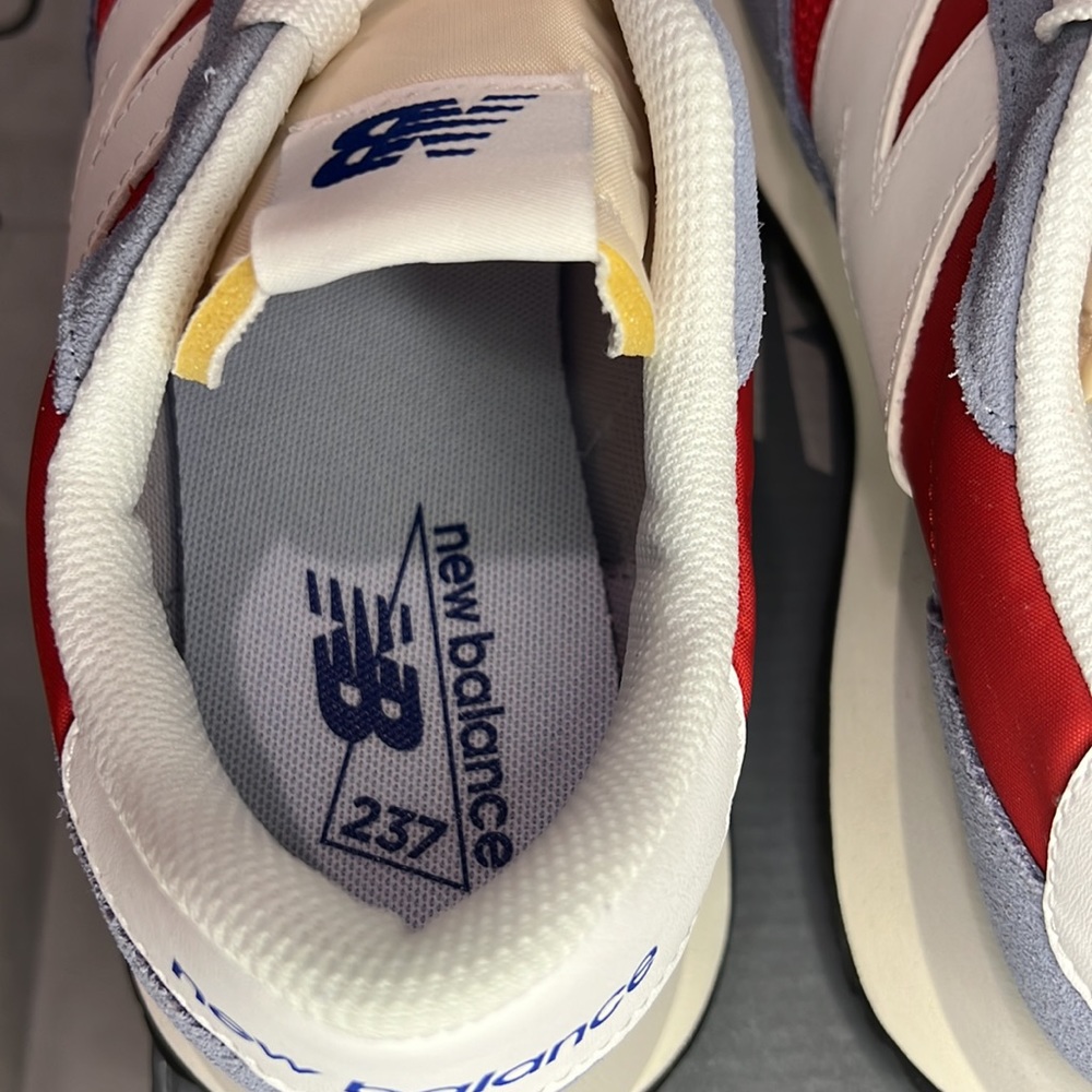 Mens NIB New Balance 237 red and blue size 9 - Picture 11 of 16